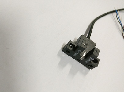 電渦流傳感器有什么缺點,與電渦流式傳感器有什么不同?